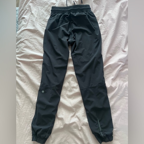 LULULEMON JOGGERS - Picture 3 of 4